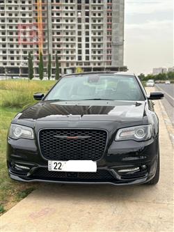 کرایسلەر 300